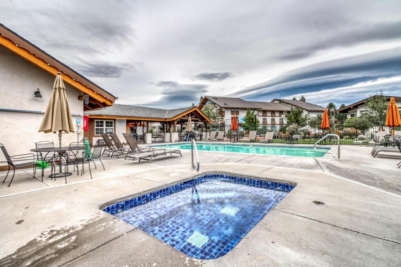 Icicle Village Resort 402: Juniper Studio Leavenworth Exterior photo